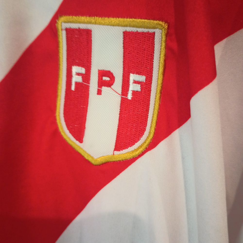 Peru National Soccer Team Jersey #9 Paolo Guerrero Men’s Sz Small - Picture 2 of 7
